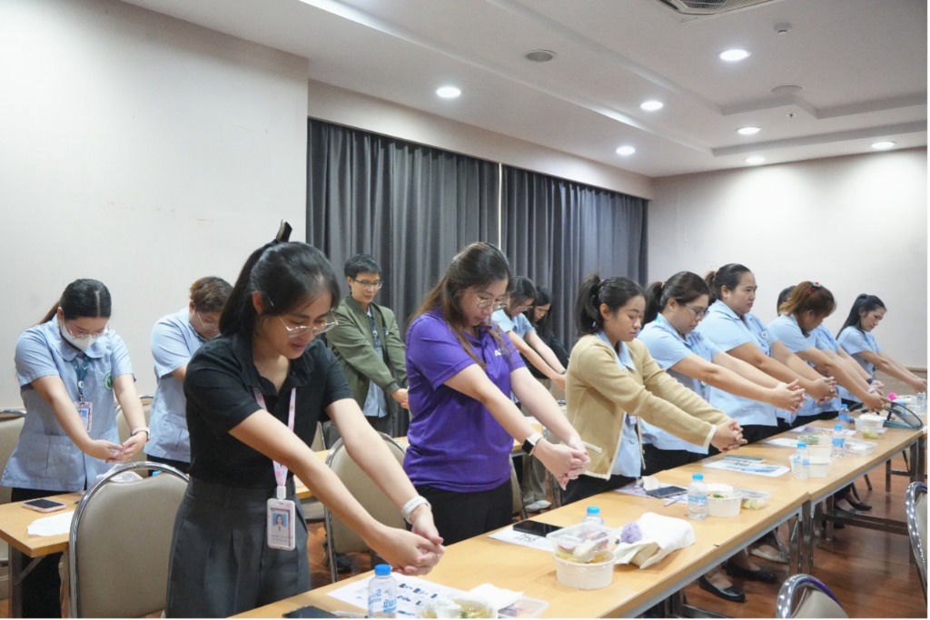 Ergonomic Program Training in Office Workers photo 3